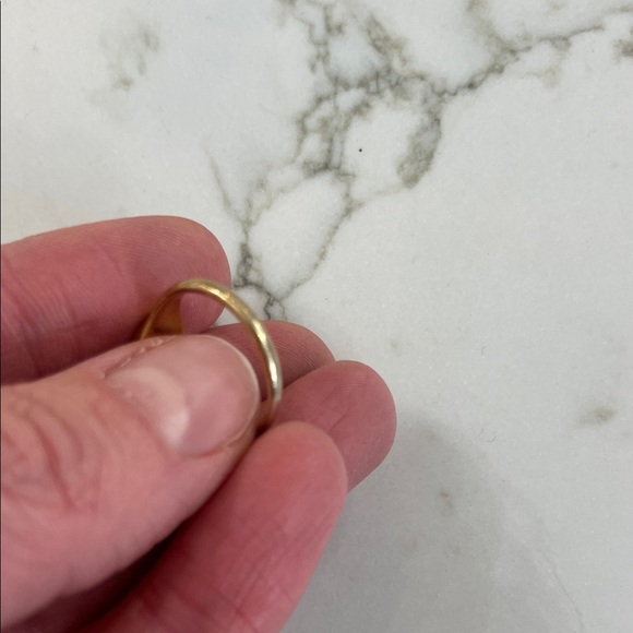 Gold Starburst Ring - Picture 3 of 7